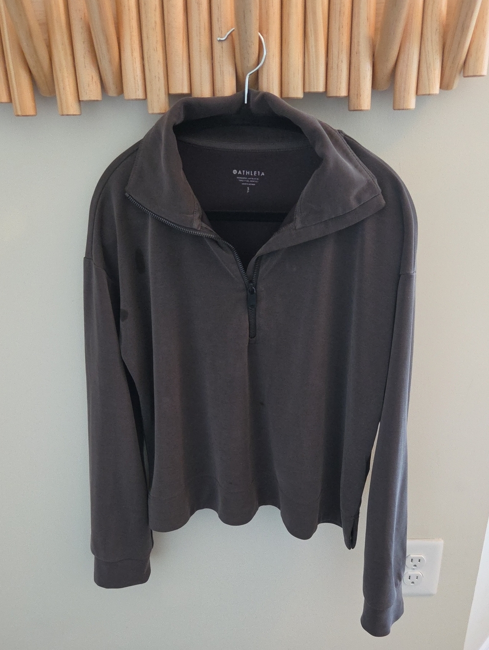 Athleta Seasoft Zip-Neck Pullover in Gray Brown